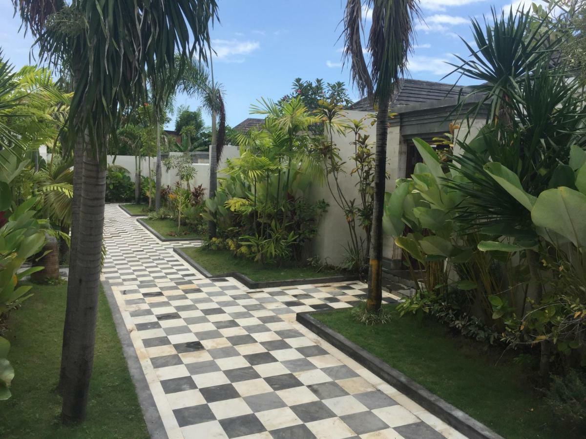 The Kayuputih Villa Lovina Eksteriør billede