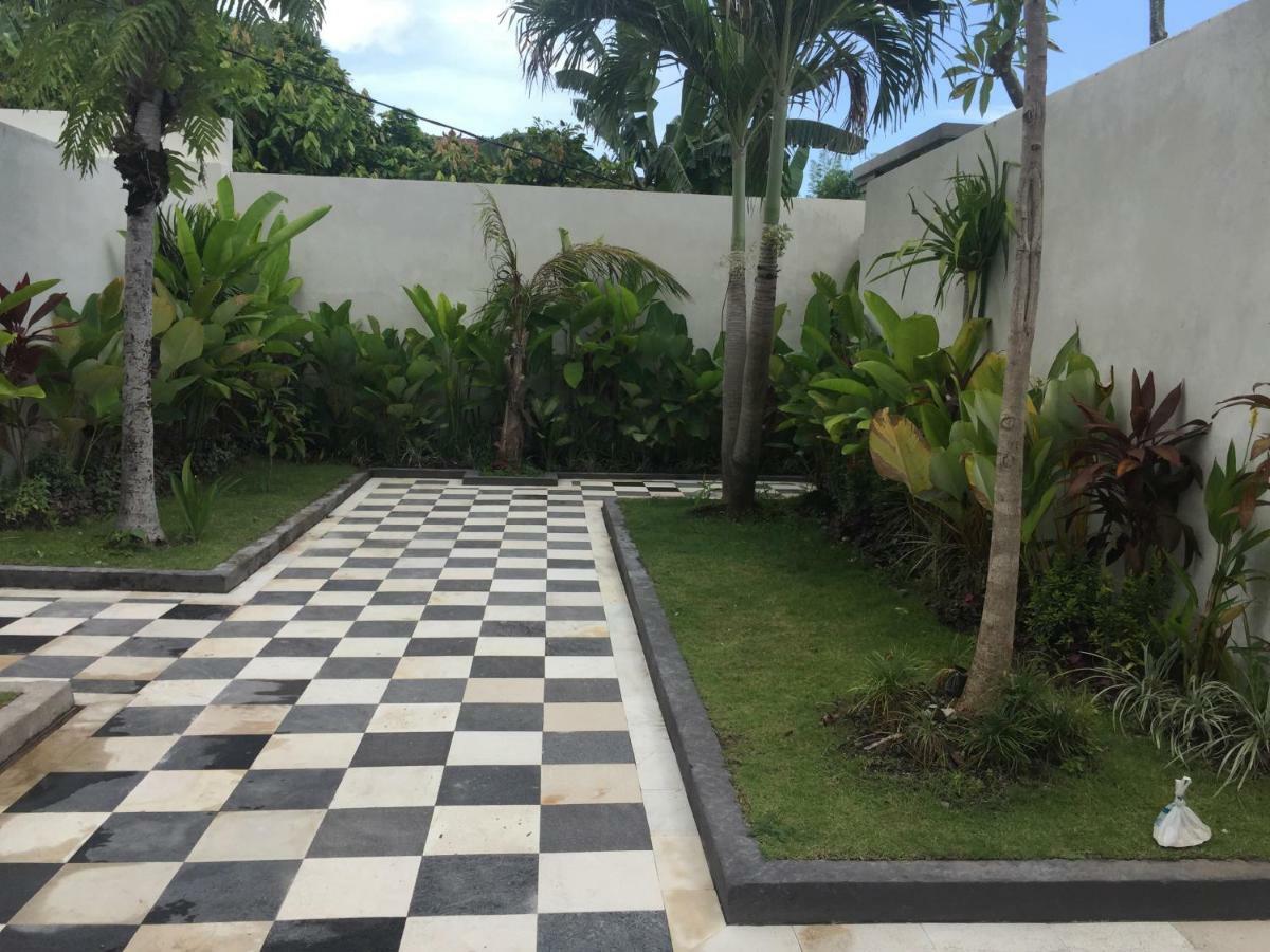 The Kayuputih Villa Lovina Eksteriør billede